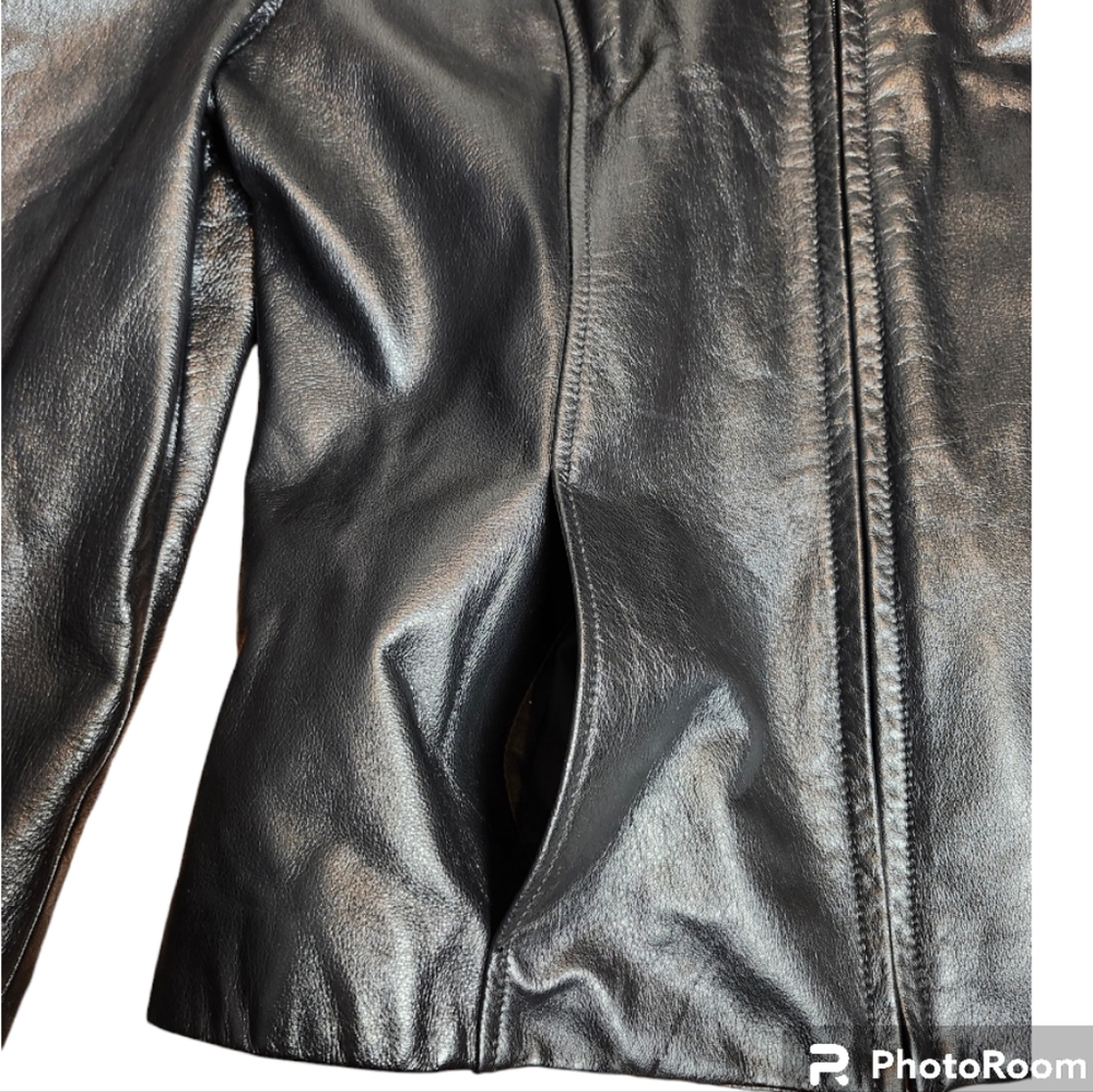 Danier Leather Womans Zippered Soft Elegant Jacket Coat - Picture 6 of 9